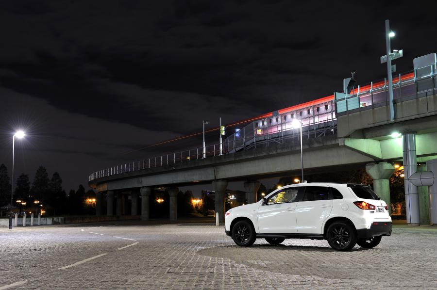  Mitsubishi ASX Black 2011 года  (UK) (фото 74 из 109)